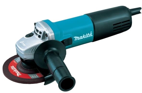 Przejdź do produktu SZLIFIERKA KĄTOWA MAKITA 9558HNRG 840W