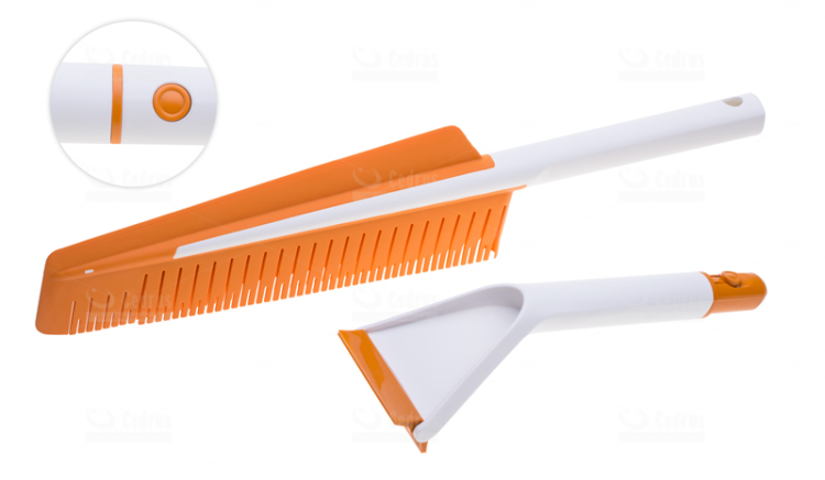 Skrobaczka do szyb ze szczotką Fiskars SnowXpert 1019352