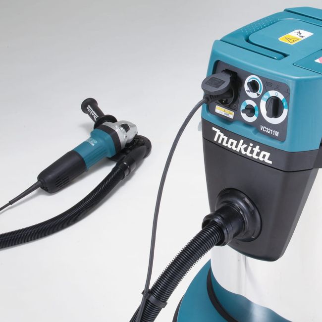 Przejdź do produktu ODKURZACZ przemysłowy MAKITA VC3211MX1 1050W