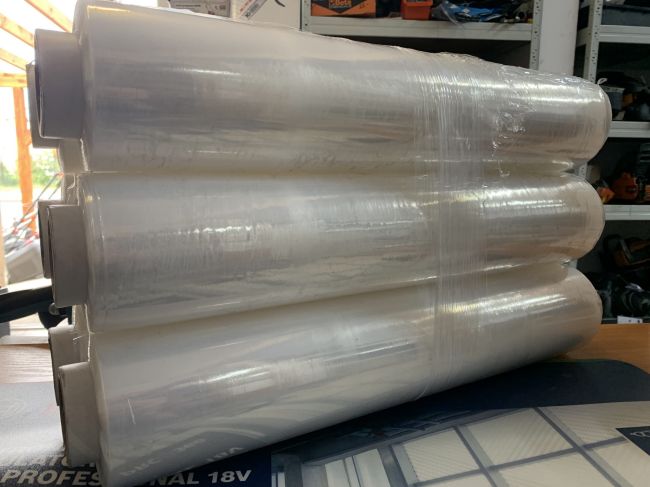 Przejdź do produktu Folia stretch 3kg netto bezbarwna bardzo mocna zestaw 6 sztuk