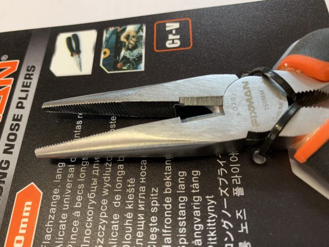 Przejdź do produktu Szczypce wydłużone proste 6" 150mm fixman A0302