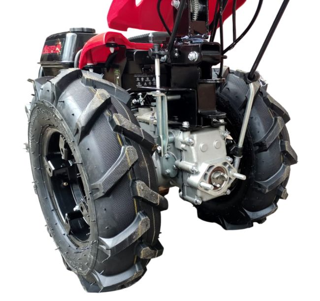 Przejdź do produktu MasterCut MC370 traktor jednoosiowy mikrociągnik Loncin G420 15 KM mocna maszyna do prac ogrodowych, rolniczych i komunalnych solidny napęd do osprzętu