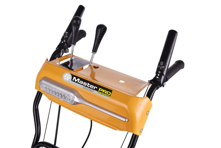 Odśnieżarka spalinowa MastersnowPro KCD24/H200E 61 cm, zdjęcie 3