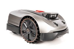Robot koszący Sunseeker Elite X3 PLUS RTK 20 cm do 1200 m², zdjęcie 4