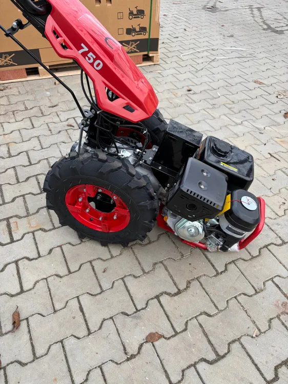 Traktorek jednoosiowy Gartentechnik Bremen 750 Loncin G420F, zdjęcie 5
