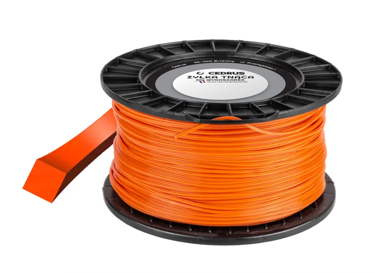 Żyłka tnąca Cedrus DI1311-B 2,4 mm 207 m kwadratowa