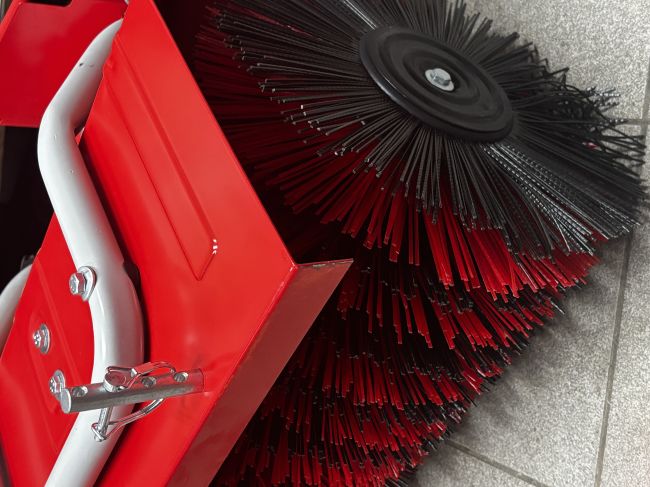 Przejdź do produktu MODUŁ zamiatarka 60 cm nylonowa do urządzenia Faworyt KZ60-196L i Cedrus ZM06-E