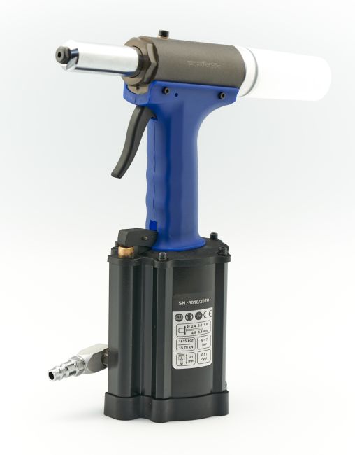 Przejdź do produktu Nitownica pneumatyczna kompozyt AD-6018