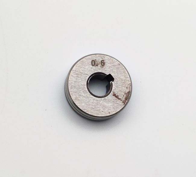 Przejdź do produktu Rolka podajnika 0,6-0,8mm stal IMIG202/252