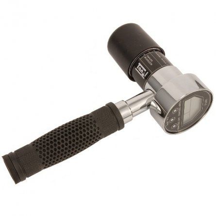 Przejdź do produktu Lamigo HIT-3 451301 wilgotnościomierz do drewna elektroniczny, wyposażony jest w układy kompensacji temperatury i wyboru gatunku drewna