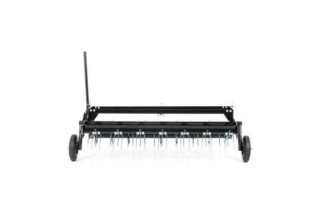 Przejdź do produktu Krysiak AWL-1000 aerator 139 cm 2w1 do traktorów, gwiazdkowy z grabiami, przystosowany do pracy z tyłu na dyszlu, wyposażony w dwa podnoszone koła transportowe