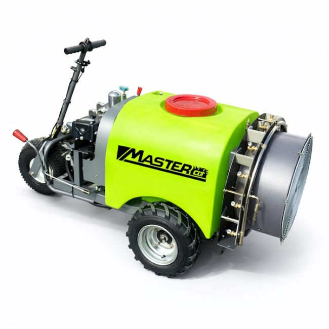 Przejdź do produktu Mastercut FH200 opryskiwacz wózkowy spalinowy, pojemność zbiornika 200L, silnik OHV, moc 5,5 KM, zaprojektowany do pracy na dużych powierzchniach, w sadach oraz ogrodach