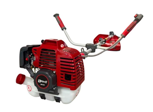 Przejdź do produktu Saiko SK520 kosa spalinowa wykaszarka, silnik 2-suwowy 51,6 cm3, moc 1,4 kW, z nożem na wyposażeniu, model stworzony dla osób, które oczekują niezawodności, wygody i dużej mocy