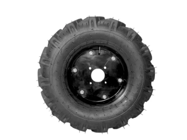 Przejdź do produktu Mastercut MC370-22 koła gumowe pompowane pomocnicze transportowe do traktora jednoosiowego MC370, 6.00-12, para, to praktyczne wyposażenie, które zwiększa komfort jazdy i poprawia przyczepność podczas transportu