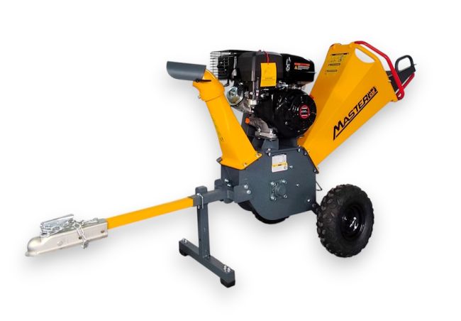 Przejdź do produktu Mastercut GBK-150S rozdrabniacz spalinowy do gałęzi do 130mm, rębak z ruchomym wyrzutem, może znaleźć zastosowanie podczas prac w sadach, gospodarstwach rolnych oraz firmach ogrodniczych