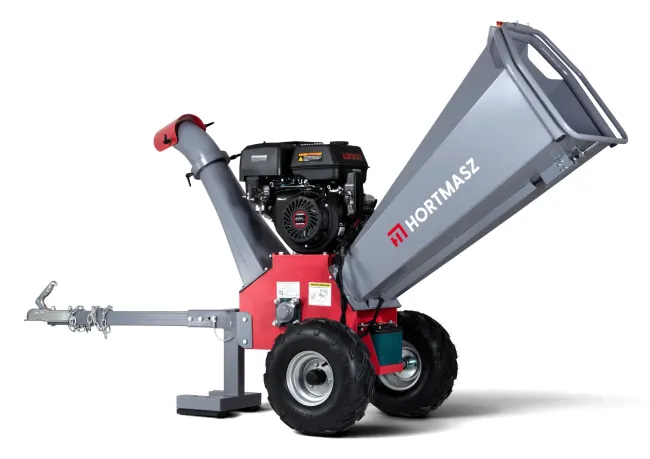 Przejdź do produktu Hortmasz HRGS ST 120 L420 rozdrabniacz spalinowy rębak do drewna do 120 mm z elektrycznym rozrusznikiem E-start sprawdzi się wszędzie tam, gdzie liczy się sprawne przetwarzanie większej ilości materiału drzewnego