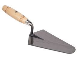 Przejdź do produktu Kielnia z drewnianym uchwytem PFM24-200 rubi 37320